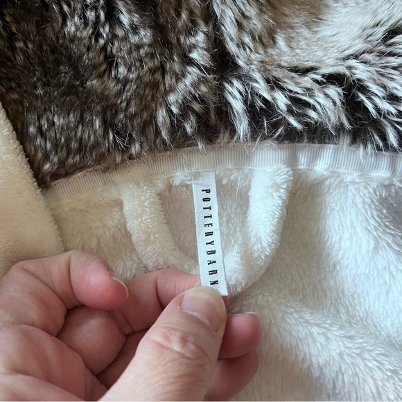 POTTERY BARN Faux Fur Ombre Robe - Picture 4 of 6